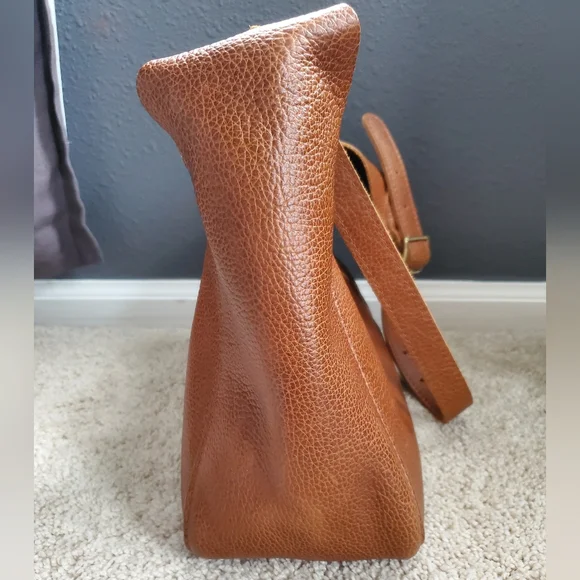 GOLDEN Flora Shoulder Bag Portland Leather Goods - Picture 5 of 7